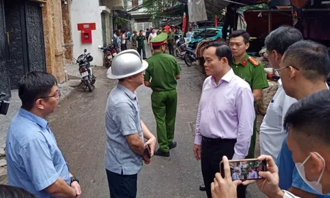 Phó Thủ tướng Trần Lưu Quang chỉ đạo khắc phục hậu quả vụ cháy chung cư tại Hà Nội