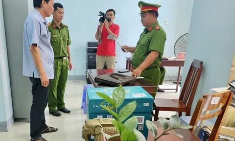 Thêm một Phó Chủ tịch UBND TP Long Xuyên bị bắt